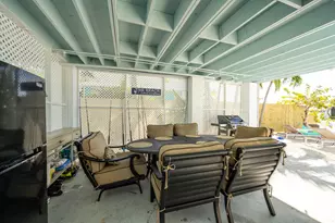 24 Beach Dr, Lower Sugarloaf Key, FL 33040 - Photo 34