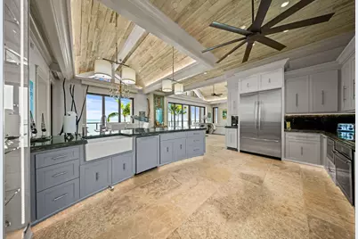 201 W Seaview Drive, Duck Key, FL 33050 - Photo 26