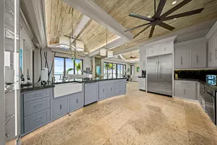 201 W Seaview Dr, Duck Key, FL 33050 - Photo 28
