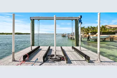 201 W Seaview Drive, Duck Key, FL 33050 - Photo 126