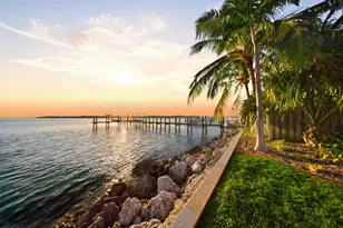 201 W Seaview Dr, Duck Key, FL 33050 - Photo 4