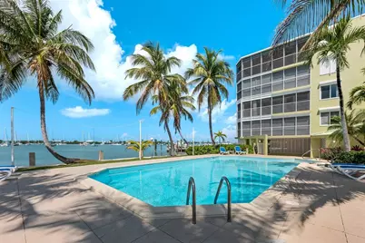 1515 Sombrero Boulevard #2B, Marathon, FL 33050 - Photo 2