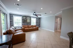 211 Shore Ave, Big Coppitt, FL 33040 - Photo 10