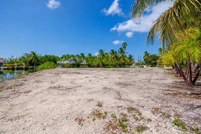 16770 Cypress Road, Sugarloaf Key, FL 33042 - Photo 18