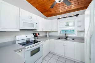 29038 Violet Dr, Big Pine Key, FL 33043 - Photo 20