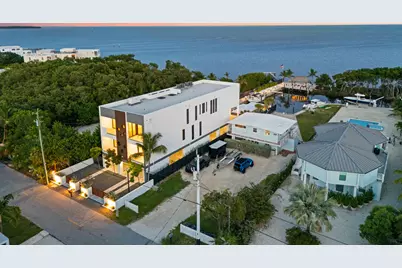 16 Seaside Avenue, Key Largo, FL 33037 - Photo 10