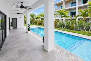 129 N Indies Dr, Duck Key, FL 33050 - Photo 4