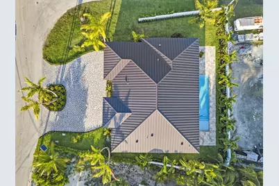 129 N Indies Drive, Duck Key, FL 33050 - Photo 4