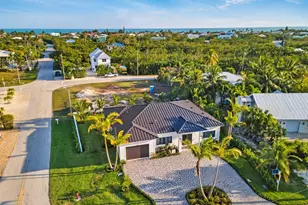 129 N Indies Dr, Duck Key, FL 33050 - Photo 24