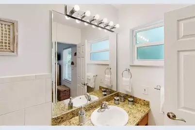 360 3rd St Street, Key Colony, FL 33051 - Photo 10