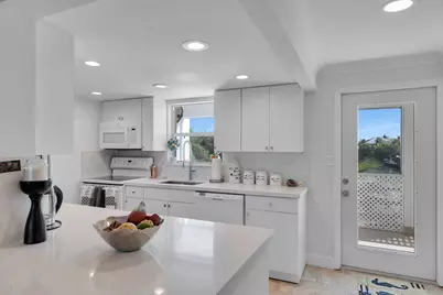 100 Iroquois Drive #Unit 5, Lower Matecumbe, FL 33036 - Photo 8