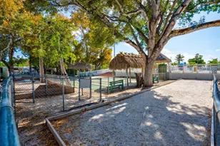 101551 Overseas Hwy, Key Largo, FL 33037 - Photo 36