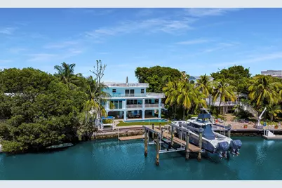 313 North Drive, Plantation Key, FL 33036 - Photo 1
