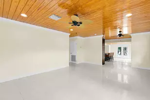 8055 Tuna Dr, Marathon, FL 33050 - Photo 32
