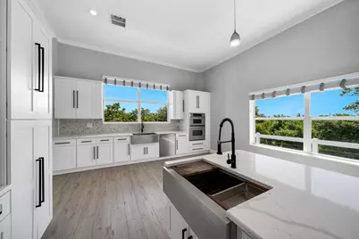 235 Tropical Avenue, Marathon, FL 33050 - Photo 12