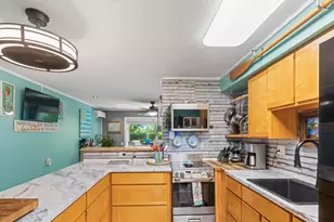 12 Bay Dr, Lower Sugarloaf Key, FL 33040 - Photo 24