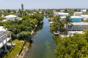12 Bay Dr, Lower Sugarloaf Key, FL 33040 - Photo 26
