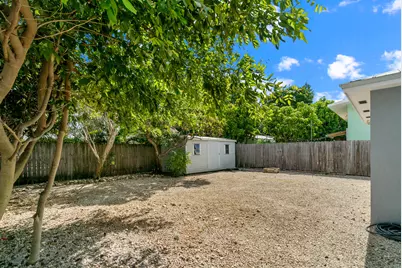 124 Coral Avenue, Plantation Key, FL 33070 - Photo 26