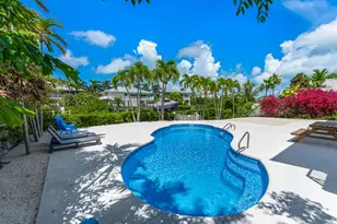 285 13th St, Key Colony, FL 33051 - Photo 70