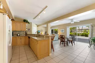 285 13th St, Key Colony, FL 33051 - Photo 22