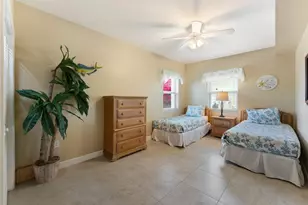 285 13th St, Key Colony, FL 33051 - Photo 36