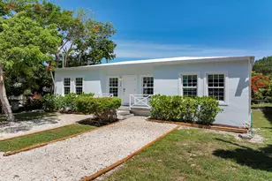 129 Tavern Dr, Key Largo, FL 33070 - Photo 1