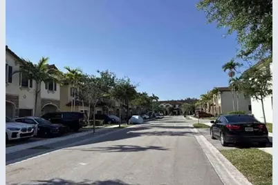 146 SE 33rd Terrace, Homestead, FL 33034 - Photo 2