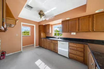 105 Santa Barbara, Marathon, FL 33050 - Photo 22
