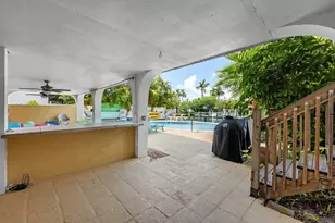 581 12th St, Key Colony, FL 33051 - Photo 44