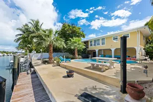 581 12th St, Key Colony, FL 33051 - Photo 42
