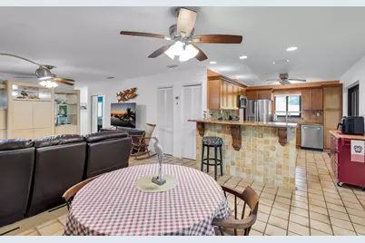 88 Marina Avenue, Key Largo, FL 33037 - Photo 22