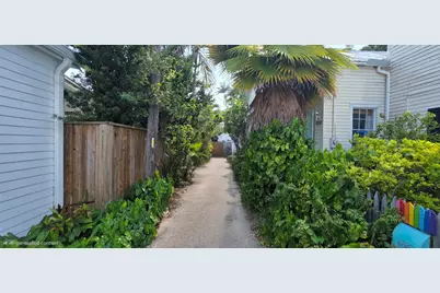 614 Roberts Lane, Key West, FL 33040 - Photo 28