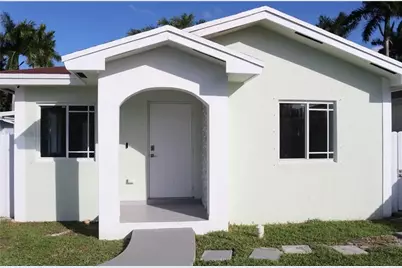 872 SW 7th Terrace, Florida City, FL 33034 - Photo 1