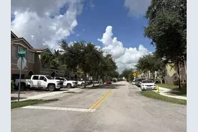 2594 SE 14th Street, Homestead, FL 33035 - Photo 4