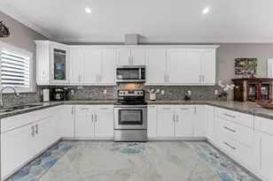 16 Jewfish Ave, Key Largo, FL 33037 - Photo 10