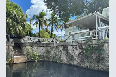 101 1st Court, Key Largo, FL 33037 - Photo 1