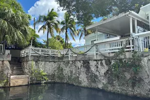 101 1st Ct, Key Largo, FL 33037 - Photo 1