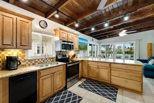 8 7th St, Key Colony, FL 33051 - Photo 14