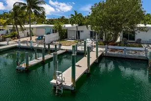 8 7th St, Key Colony, FL 33051 - Photo 38