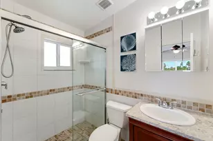 8 7th St, Key Colony, FL 33051 - Photo 22