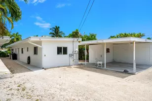 8 7th St, Key Colony, FL 33051 - Photo 32