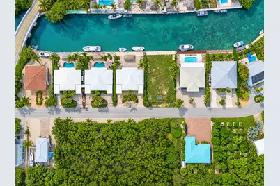 122 N Indies Drive, Duck Key, FL 33050 - Photo 4