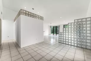 3807 Alcantara Ave, Doral, FL 00000 - Photo 2