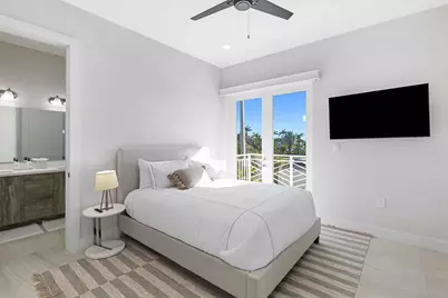 220 14th Street, Key Colony, FL 33051 - Photo 28