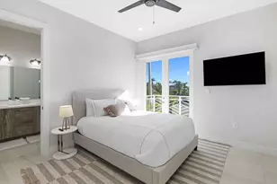 220 14th St, Key Colony, FL 33051 - Photo 28