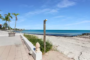 1025 W Ocean Dr, Key Colony, FL 33051 - Photo 22