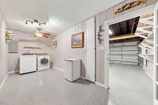 434 NW 20th St, Other, FL 33030 - Photo 38