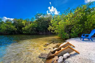 19590 Tequesta St, Sugarloaf Key, FL 33042 - Photo 38