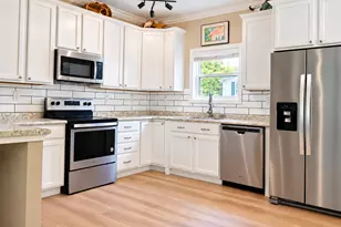 19590 Tequesta St, Sugarloaf Key, FL 33042 - Photo 6