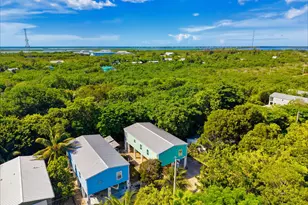 19590 Tequesta St, Sugarloaf Key, FL 33042 - Photo 26